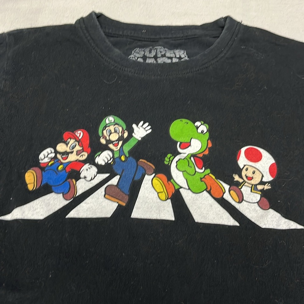 Nintendo Black Super Mario Logo Tee, size 6 - Picture 2 of 4